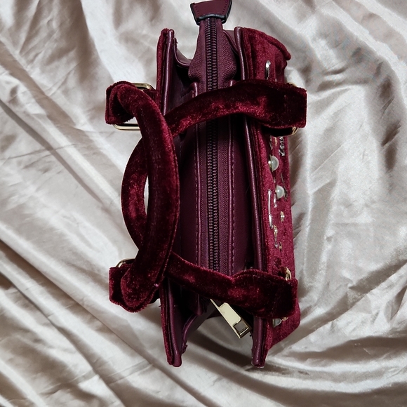 Velvet Bag Burgundy Red Call it Spring - Picture 3 of 12